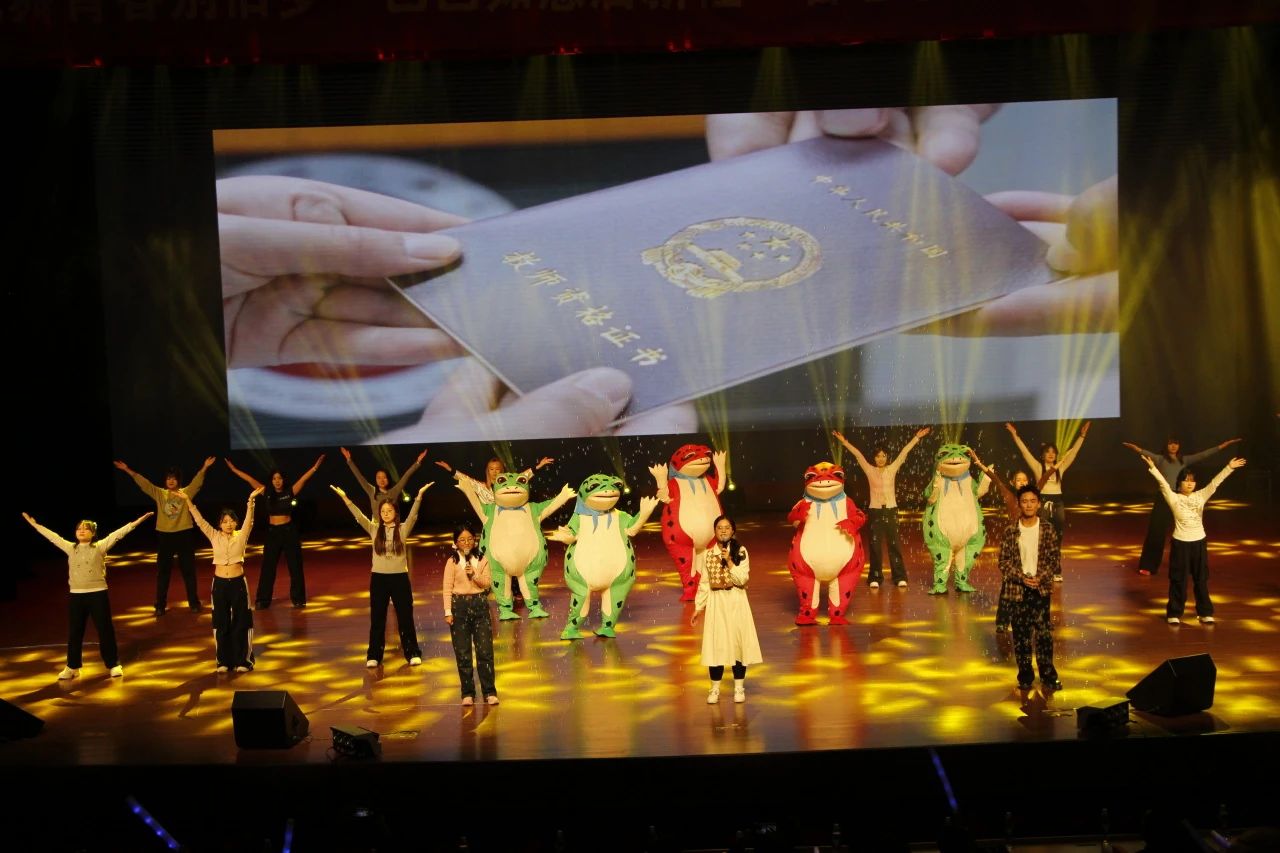 8f358d8fbd7bb2a578396d327bb33f2e